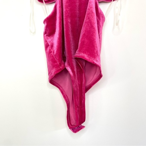 Just Polly velvet cutout bodysuit pink bow women’s small NWT - Picture 11 of 12